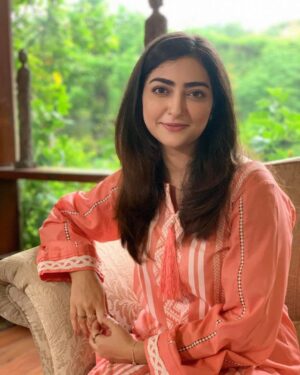 Maha Hasan Instagram - I am so grateful to each and everyone of you for all the love that you showered towards my character in Ishqiya 🙏
Acting is something that I do to satisfy my soul so when I started out I promised to myself that I’d never do something that would not align with my moral values. That I would do characters that represent the strong, resilient, sensitive, daring and even flawed yet interesting women who are more than what the society tells them to be.  And with the messages I received over time I realised that you guys want the same for me . Each day it warms my heart to read that you pray that I get to play strong and meaningful characters. Your prayers are what remind me of my promise to myself every day. 

With that promise, I have embarked on a new journey. Meet Farwa from Nand that’s airing on @arydigital.tv and Rida from Churails which is streaming online on @zee5 . They are your average Pakistani girls who aren’t afraid to take a stance where it’s necessary and who aren’t afraid to speak up for what is fair, no matter what. I know we all have a little bit of Farwa and Rida inside of us. I hope these characters influence you all to channel that and gives you the strength to put up a fight against all the things that are wrong🌟🌟🌟
.
.
.
.
.
.
.
.
.
#grateful #ishqiya #nand #pakistanidramas #arydigital #churails #webseries #zee5 #strongwomen #strongfemalecharacters #strongertogether #pakistani #mahahasan #actor #lifeofanactor #pakistaniactor #pakistanimedia #pakistaniactors #pakistanientertainmentindustry #pakdrama #madeinpakistan #instagram #lollywood #pakistan #karachi #pakistanidramaindustry #instadaily #keepsmiling