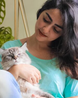 Maha Hasan Instagram - Meow and furever ♥️
.
.
.
.
.
.
.
.
.
.
#cats #catlove #lovethem #animallove #cathugs #mahahasan #ishqiya #arydigital #arydramas #bigbangentertainment #pakistani #actor #lifeofanactor #pakistaniactor #pakistanimedia #pakistaniactors #pakistanidramas #pakistanientertainmentindustry #pakdrama #madeinpakistan #instagram #lollywood #pakistan #karachi #pakistanidramaindustry #instadaily #instagood #smile