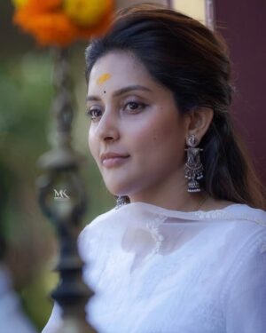 Mahima Nambiar Instagram - Happy Mahashivratri ✨
 📸 @maheshkalikkadav