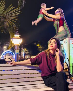 Mahiya Mahi Instagram - জেনে রাখিস তুই থাকিস 
আমার নিঃশ্বাসে ❤️❤️❤️❤️