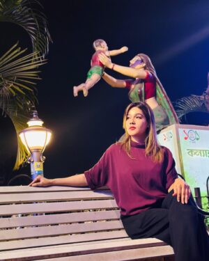 Mahiya Mahi Instagram - জেনে রাখিস তুই থাকিস 
আমার নিঃশ্বাসে ❤️❤️❤️❤️