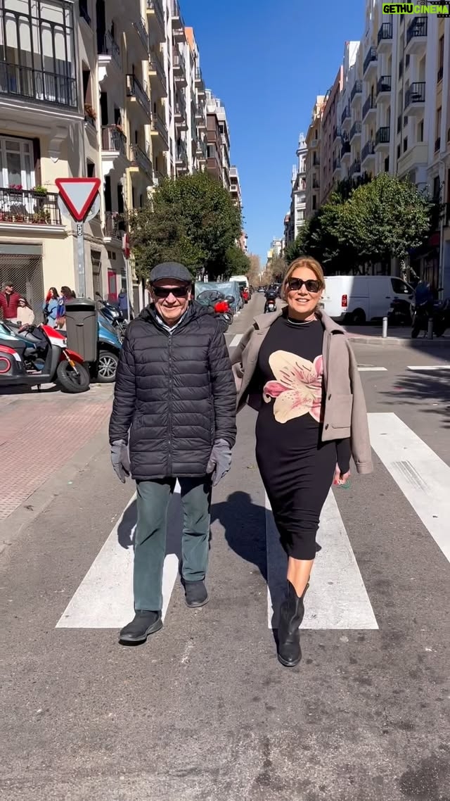 Maite Delgado - 11K Likes - Camina tranquilo Pa… Corre que viene un carro ja ja ja
Estoy muy agradecida con Dios de haber podido tomarme este tiempo para acompañarte en tu recuperación ❤️🩹
Eres un TORO Pa, un guerrero incansable y experto en cultivar el arte de tener ganas de vivir y disfrutar la vida !
Seguimos de frente y por la calle del medio ! Aunque Pa dice… Estás loca, estamos caminando por el medio de la calle 👀👀👀