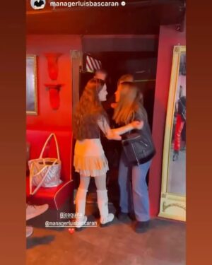 Maite Delgado Instagram - Una noche mágica rompiendo la burbuja con @joaquina en concierto en Madrid ♥️♥️♥️

Gracias @camilacanabal y te aplaudo querida tu energía es arrolladora y tus ganas indetenibles