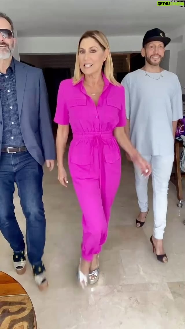 Maite Delgado - 19.7K Likes - #TBT Mundial ♥️♥️♥️
Anunciando la temporada 2024 de PONTE LOS TACONES 👠 en la que yo espero que estos dos hayan mejorado alguito jajajajajaja
@managerluisbascaran
@franklinsalomon
Que opinan???