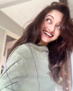 Actress Manasi Naik HD Photos and Wallpapers October 2025