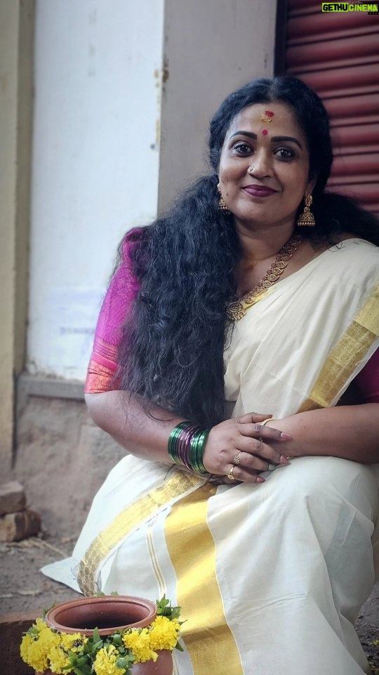 Manju Pathrose - 5.4K Likes - ആറ്റുകാലമ്മക്ക് പ്രണാമം 🙏🏻