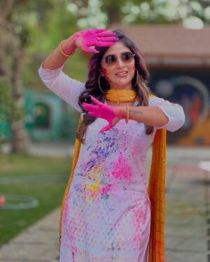 Manjula Paritala Instagram - #Happy Holi 🎨