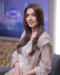 Actress Mansha Pasha HD Photos and Wallpapers March 2025