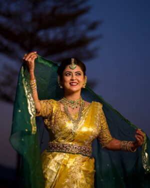 Mansi Joshi Instagram - Reflecting our timeless traditions and values ☺️
Elegance personified by my team, this post is to thank all of you for making me look on point for my wedding 💝💠

MUA @makeoverwithtara_raam 😘

Pictures by @lens__crafts 🥰

Saree and blouse designed by @dt_bridalstudio ☺️

Saree draped and hair by @ramya_hair_artistry 🥰

Jewellery by @thespatika ❤️

Location @aditya_kalyana_mantapa 🥰

#weddingphotography #mansijoshi #wedding #saree #weddingsarees #southindian #southindianweddings