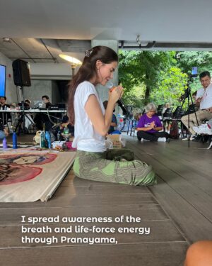 Maria Lynn Ehren Instagram - What if you could grow your career AND help save the planet? 🌍 💡 

If you’re passionate about renewable energy - or even just curious about working in this booming field - this free online event is for you! 

Join @jobs_that_makesense_asia’s Watts Next regional event to explore: 

🔍 Emerging Job Market Trends – Discover exciting opportunities in renewables. 
💼 Expert Career Advice – Get insider tips from industry leaders. 
🤝🏼 Networking Opportunities – Connect with changemakers shaping the future of work. 

*Reserve your FREE spot now!* 👉 [bit.ly/WattsNextRegional](link in bio) 

📅 15 January 2025, 9 AM – 11 AM (GMT 7)
📍 Online via Zoom

Let’s power up your career while powering up the planet! ⚡🌱 See you there! 

Co-organised by: 
@moversprogramme @skillourfuture @yecap.ap 

#WattsNext #UnlockingTheJobMarket #GreenJobs #RenewableEnergy #ClimateCareers #JobO
pportunities #CareerTransition #WattsNextTH #Thailand
