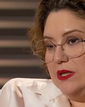 Maria Rita Instagram - Neste Dia Mundial da Religião, que também é o Dia Nacional de Combate à Intolerância Religiosa, ressaltamos a importância da liberdade cultural, e o respeito a fé dos outros. 

A intolerância religiosa causa conflitos no mundo inteiro, gerando guerras e insegurança para vários grupos. 

Esse post foi feito para lembrar que intolerância religiosa é crime, e que devemos respeitar a fé dos outros da mesma forma que respeitamos a nossa! 

#EMR

#PraTodosVerem carrossel de artes gráficas incluindo um vídeo de Maria Rita falando sobre sua fé, e prints de redes sociais com textos sobre tolerância religiosa.