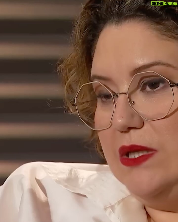 Maria Rita - 10.7K Likes - Neste Dia Mundial da Religião, que também é o Dia Nacional de Combate à Intolerância Religiosa, ressaltamos a importância da liberdade cultural, e o respeito a fé dos outros.
A intolerância religiosa causa conflitos no mundo inteiro, gerando guerras e insegurança para vários grupos.
Esse post foi feito para lembrar que intolerância religiosa é crime, e que devemos respeitar a fé dos outros da mesma forma que respeitamos a nossa!
#EMR
#PraTodosVerem carrossel de artes gráficas incluindo um vídeo de Maria Rita falando sobre sua fé, e prints de redes sociais com textos sobre tolerância religiosa.
