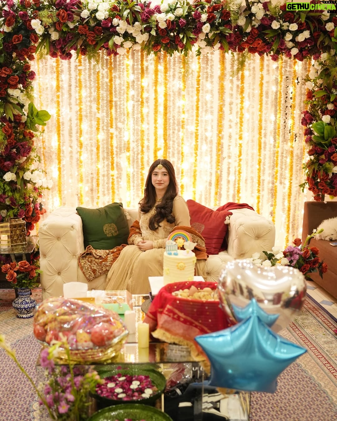 Mariyam Nafees - 115.1K Likes - • Godh Bharai 🧡
That’s all a Nano celebrating her grandchild 🥹
This beautiful intimate evening wouldn’t have been possible without my dream team. These people have been part of our lives from our Dua-e-Khair and some from even before 🫶🏻
Thank you for making the most gorgeous jora in literally two days @zartashcouture
@mahi_khan_burki 🥹 LOVE YOU!
@mahasphotographyofficial we can’t imagine our special days not being captured by you. Right emotions and feels every-single-time. You know we love you!
@arjinnovation our go-to duo in Islamabad. From our shaadi to godh-bharai - we just tell them the occasion and they look after everything. You guys are amazing! 🫶🏻
@faizas.salon for my hair and makeup - always! Just the way I want it 😘
@hajiyahyaghulamghausjewellers there’s a reason you’re our khandaani jewellers ☺️ epic pieces for epic events!
Amaan’s attire by the amazing @amiradnanofficial
| #AmYam | Godh Bharai | Coming Soon | MashAllah | Alhamdulilah |