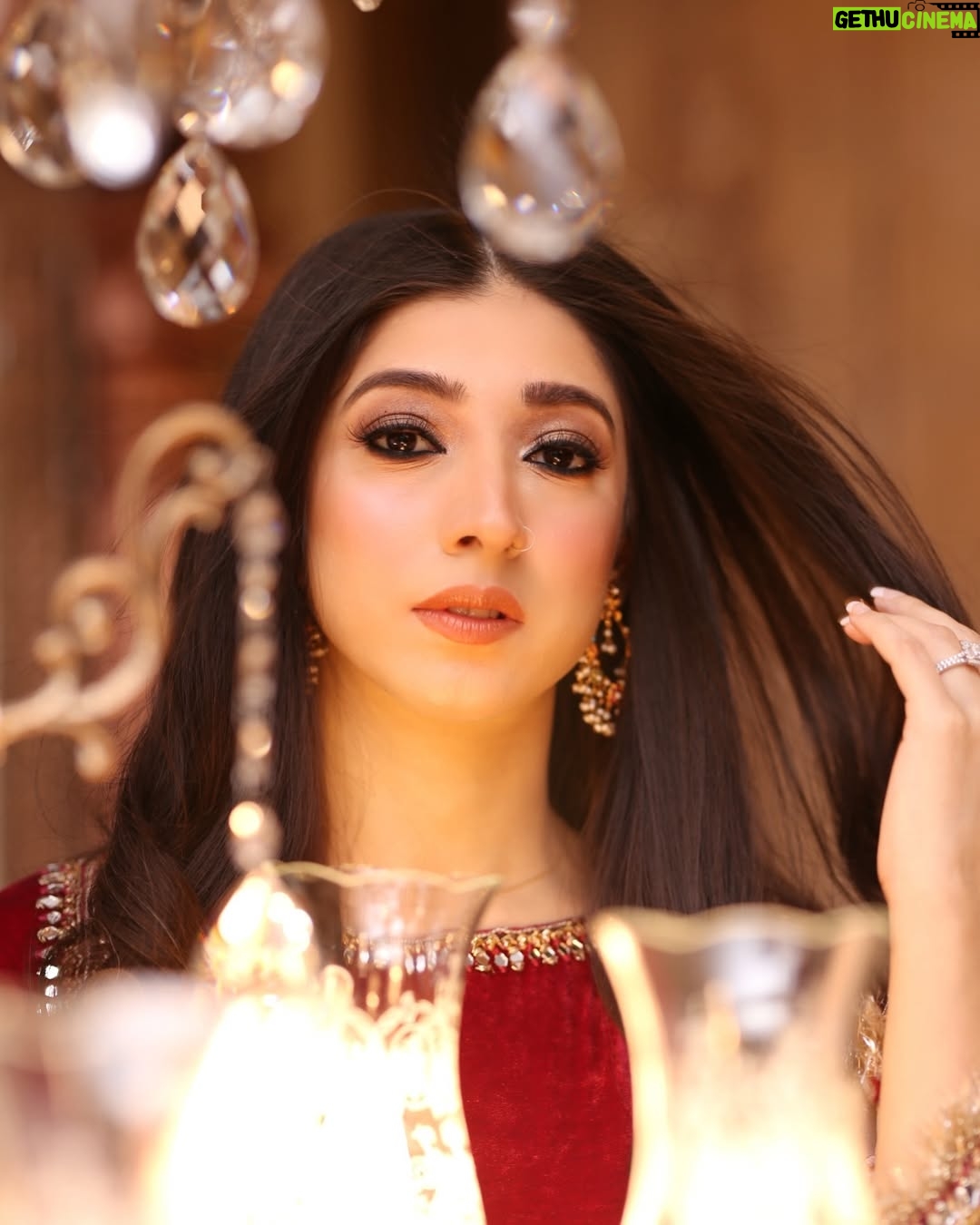 Mariyam Nafees - 37.8K Likes - • Unseen bunch from the desi archives 🫧
| In my Desi era | Lookbook | Style File | #ThrowbackThursday