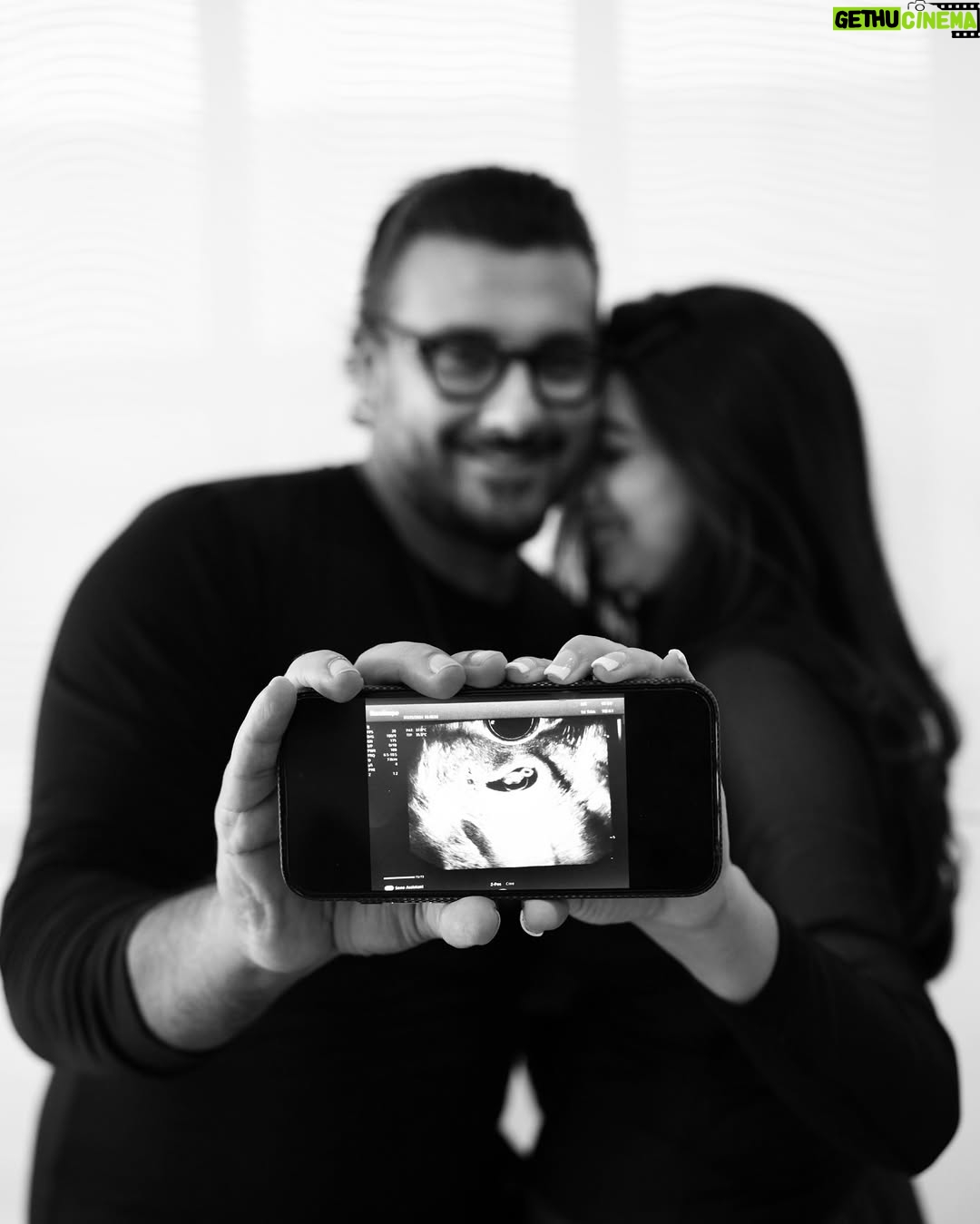 Mariyam Nafees - 109.1K Likes - • Oh, baby! We’re having a baby!!! 🥹🥰
Baby AmYam coming soon, InshAllah! ❤️🧿
Please keep us in your prayers 🫶🏻
📷: @mahasphotographyofficial
| #AmYam | Life Update | We’re expecting | Pregnancy Announcement | Blessed | MashAllah | Alhamdulillah |