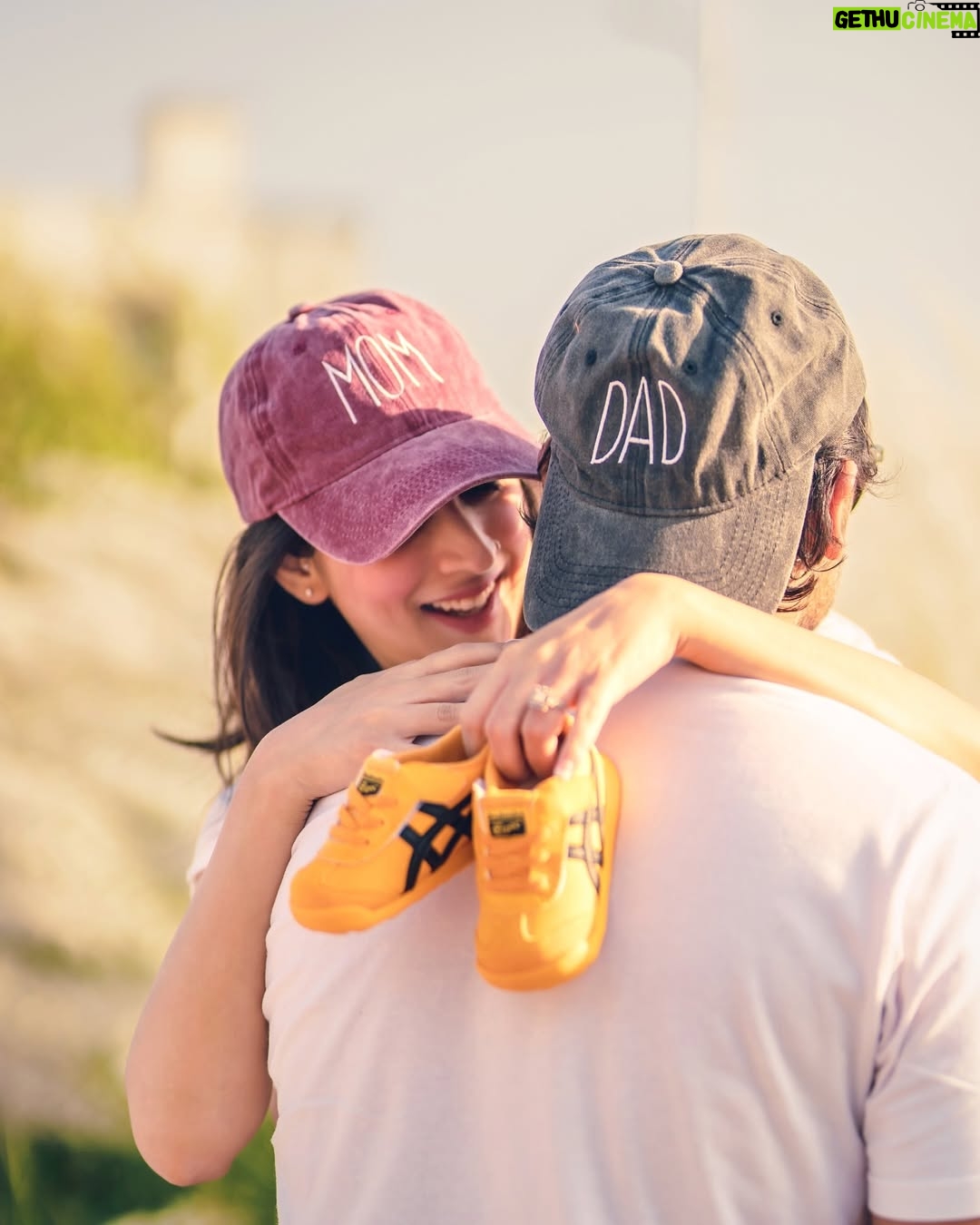 Mariyam Nafees - 109.1K Likes - • Oh, baby! We’re having a baby!!! 🥹🥰
Baby AmYam coming soon, InshAllah! ❤️🧿
Please keep us in your prayers 🫶🏻
📷: @mahasphotographyofficial
| #AmYam | Life Update | We’re expecting | Pregnancy Announcement | Blessed | MashAllah | Alhamdulillah |
