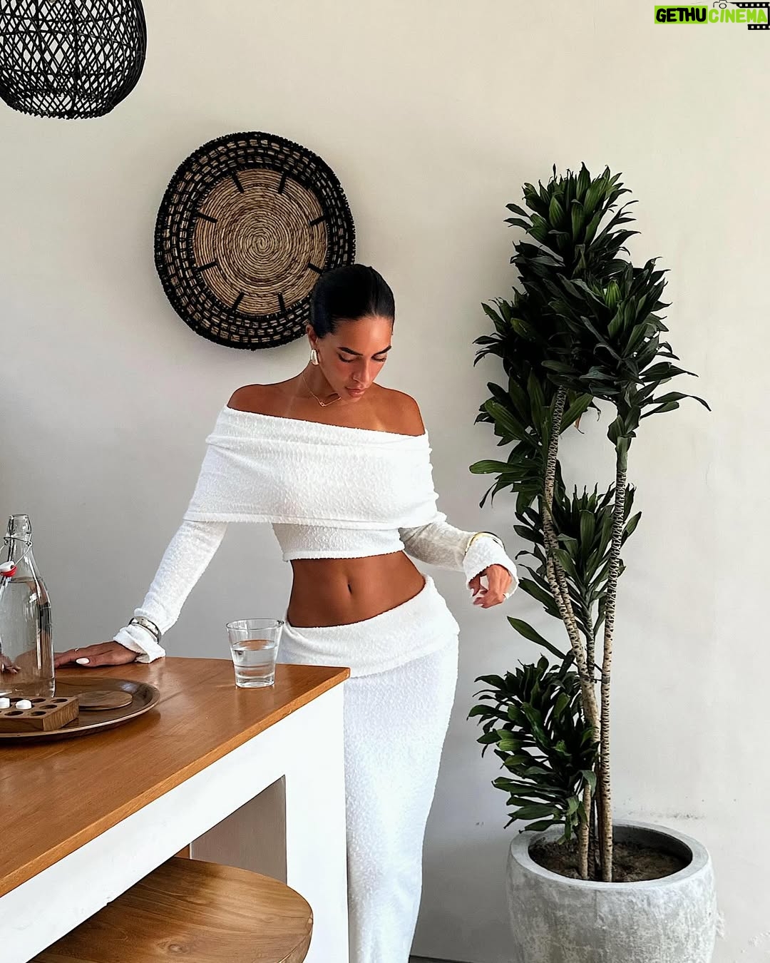 Marwa Merazka - 51.8K Likes - 🤍