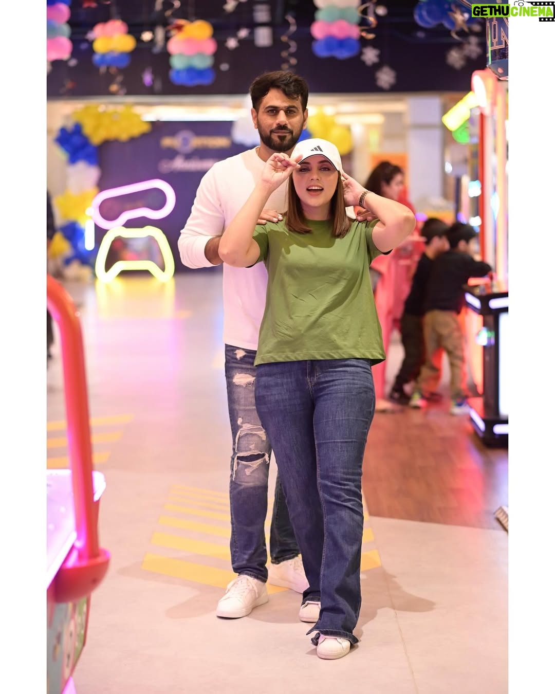 Maryam Noor - 17.9K Likes - A day full of fun and full of us! ❤️✨
@funation.pk
Captured by : @qaafseenmeemofficial 📸