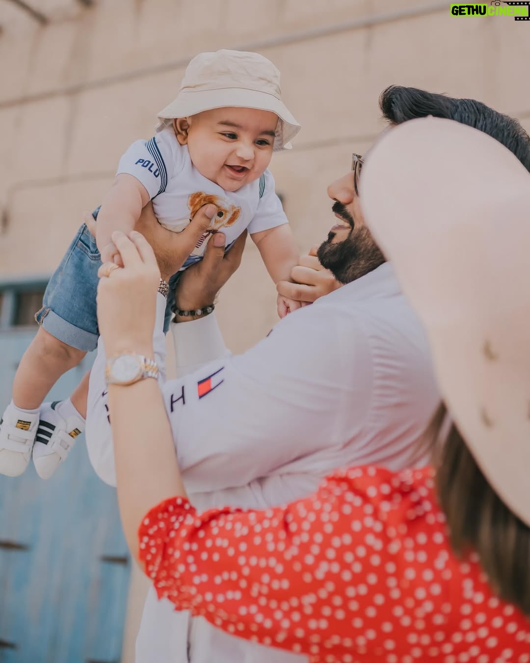 Maryam Noor - 41.7K Likes - Traveling with you for the first time, my baby Nael, is the best trip of my life. I want to celebrate you every single day. ♥️
A special thanks to @abbas_productions @meemnoonvisuals for beautifully capturing these unforgettable memories!