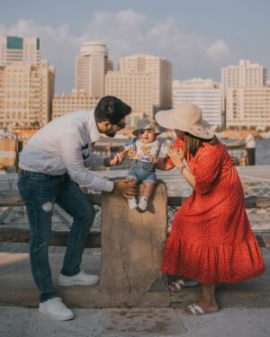Maryam Noor Instagram - Traveling with you for the first time, my baby Nael, is the best trip of my life. I want to celebrate you every single day. ♥️

A special thanks to @abbas_productions @meemnoonvisuals for beautifully capturing these unforgettable memories!