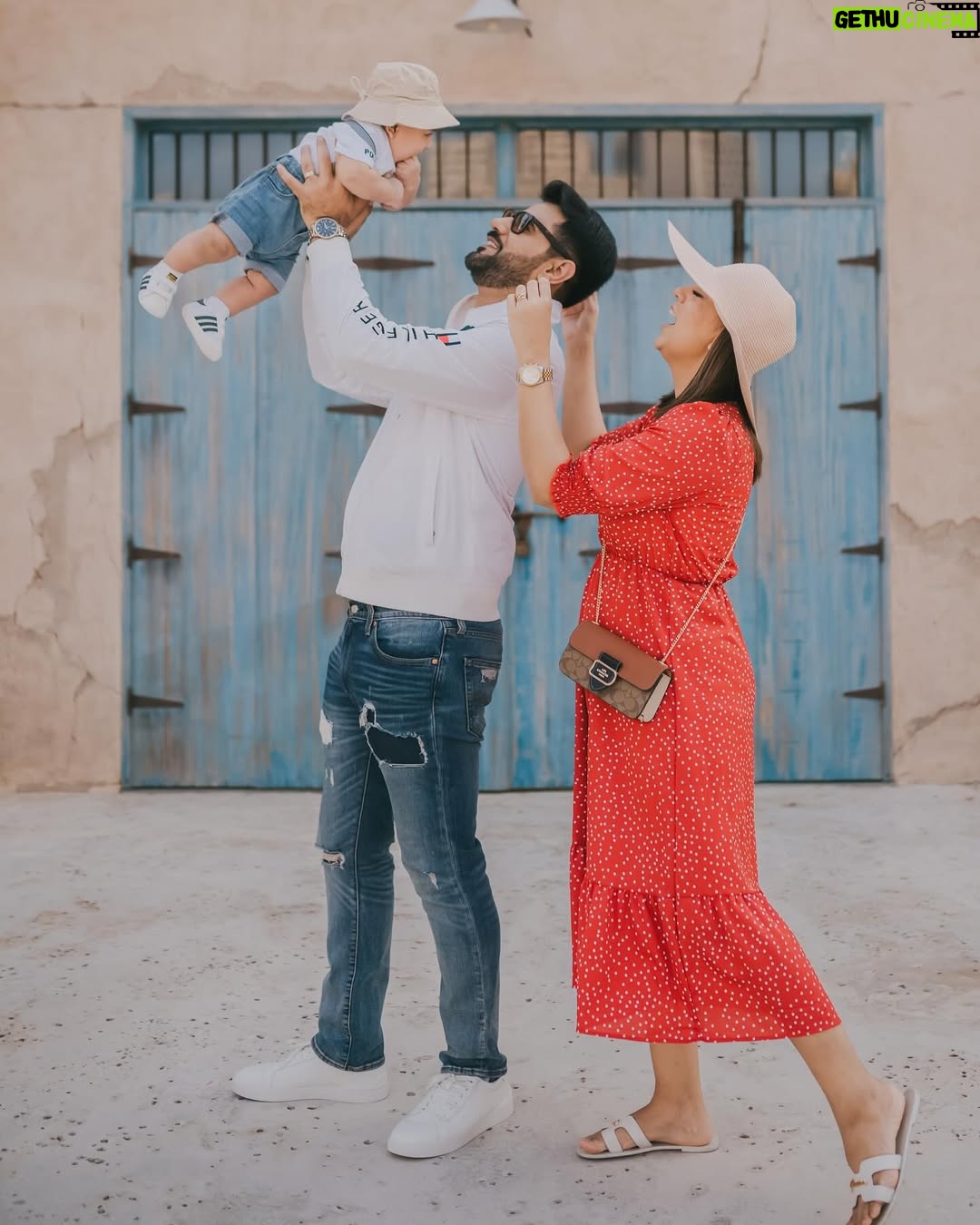 Maryam Noor - 41.7K Likes - Traveling with you for the first time, my baby Nael, is the best trip of my life. I want to celebrate you every single day. ♥️
A special thanks to @abbas_productions @meemnoonvisuals for beautifully capturing these unforgettable memories!