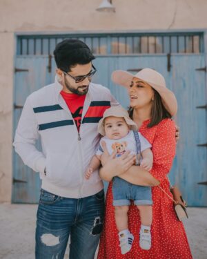 Maryam Noor Instagram - Traveling with you for the first time, my baby Nael, is the best trip of my life. I want to celebrate you every single day. ♥️

A special thanks to @abbas_productions @meemnoonvisuals for beautifully capturing these unforgettable memories!