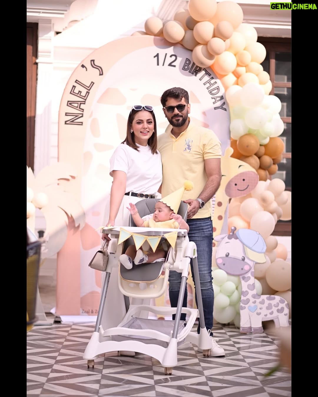 Maryam Noor - 30.6K Likes - Half a year ago, you changed my world forever. Six months of love, laughter, and the most beautiful moments. Happy 6 months, my baby!
📍: @wbywasabi
🎂: @minitreatscc
🎪: @zealandzesteventss
📸: @qaafseenmeemofficial
👶🏻: @poloralphlauren