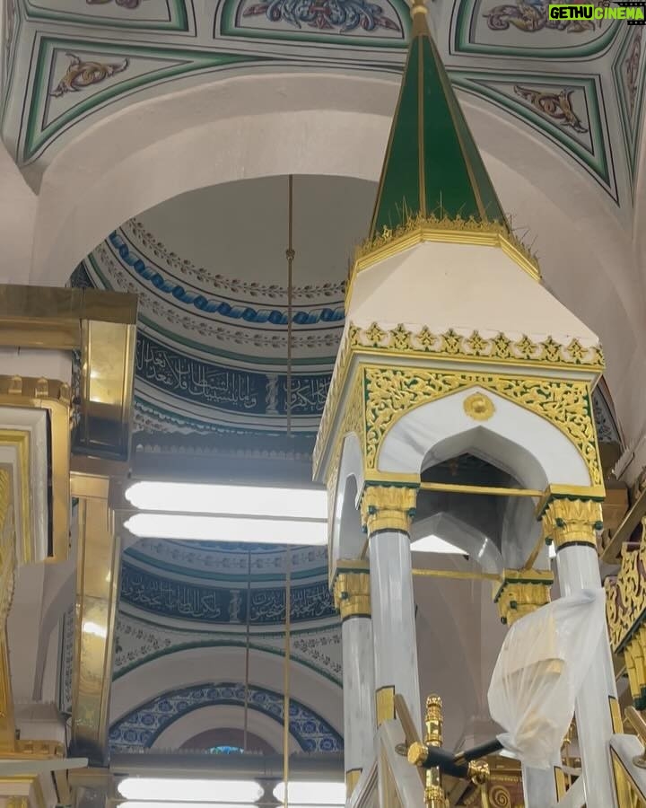 Maryam Noor - 137.7K Likes - Jannat on earth – Madina, the house of the Holy Prophet ﷺ. There is truly nothing like this sacred place on this earth. Words cannot capture the emotions of being here and touching this holy ground. Ya Allah, please call us here again and again, and on the Day of Judgment, make us among those who are Ashiq-e-Rasool ﷺ. Ameen. ❤️
#Madina #BlessedJourney #AshiqeRasool