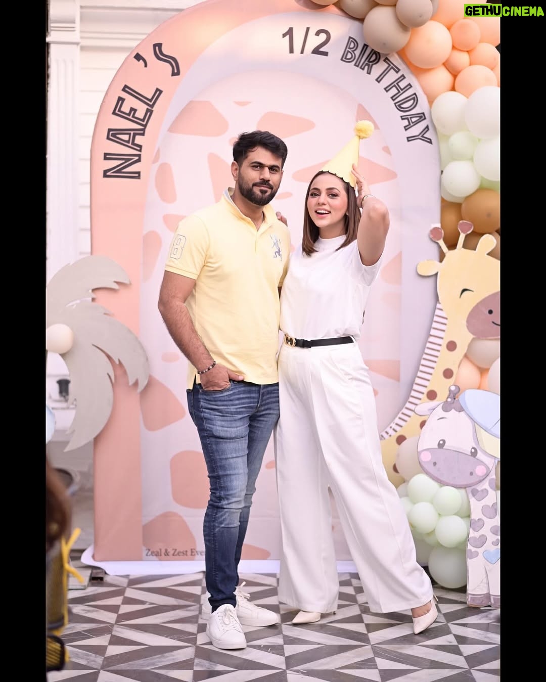 Maryam Noor - 30.6K Likes - Half a year ago, you changed my world forever. Six months of love, laughter, and the most beautiful moments. Happy 6 months, my baby!
📍: @wbywasabi
🎂: @minitreatscc
🎪: @zealandzesteventss
📸: @qaafseenmeemofficial
👶🏻: @poloralphlauren