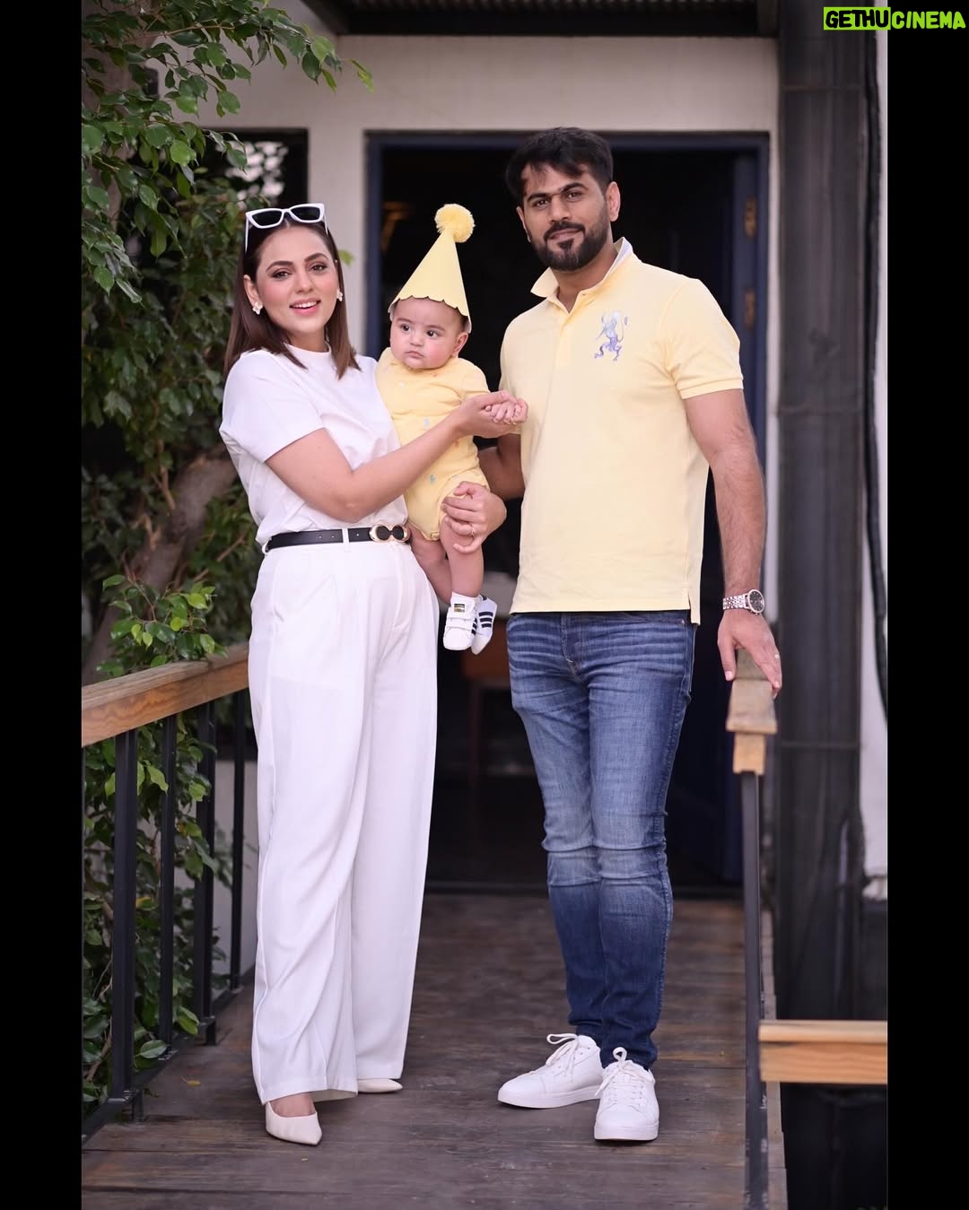 Maryam Noor - 30.6K Likes - Half a year ago, you changed my world forever. Six months of love, laughter, and the most beautiful moments. Happy 6 months, my baby!
📍: @wbywasabi
🎂: @minitreatscc
🎪: @zealandzesteventss
📸: @qaafseenmeemofficial
👶🏻: @poloralphlauren