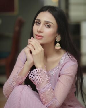 Mashal Khan Instagram - Eid Mubarak to all💕💕

Wearing @ansabjahangirstudio💕
