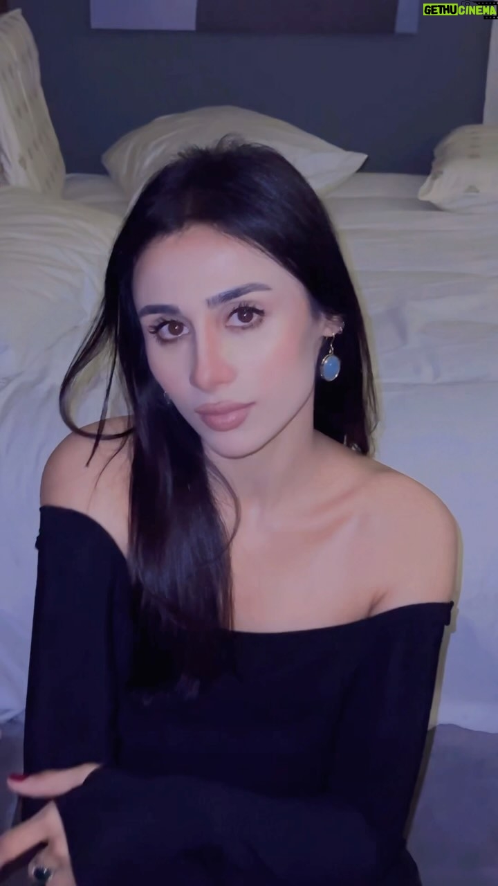 Mashal Khan - 29.9K Likes - Amidst the solitude