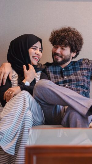 Mashura Basheer Instagram - Lucky to have spent 7 beautiful years with you. 🥰 Here’s to forever! 🫂 Love you soooo much, Nando Bangaar Penjaayiii! 💋👰🏻‍♀️❤️‍🔥 Happy Anniversary, my love! 🥳❤️‍🔥