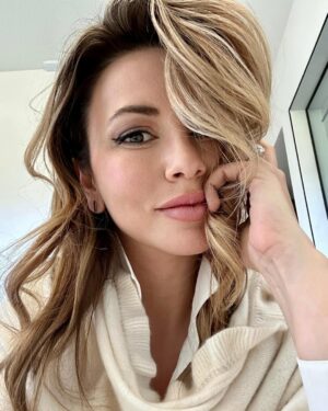 Masiela Lusha Instagram - Monday feels
