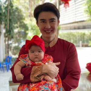 Matika Arthakornsiripho Instagram - “ตรุษจีนปีนี้ขอให้ทุกคนเต็มไปด้วยความโชคดี ความสุข และความสำเร็จในทุกๆ ด้าน! เฮงๆ รวยๆ ไปด้วยกันนะคะ 🧧🎉
