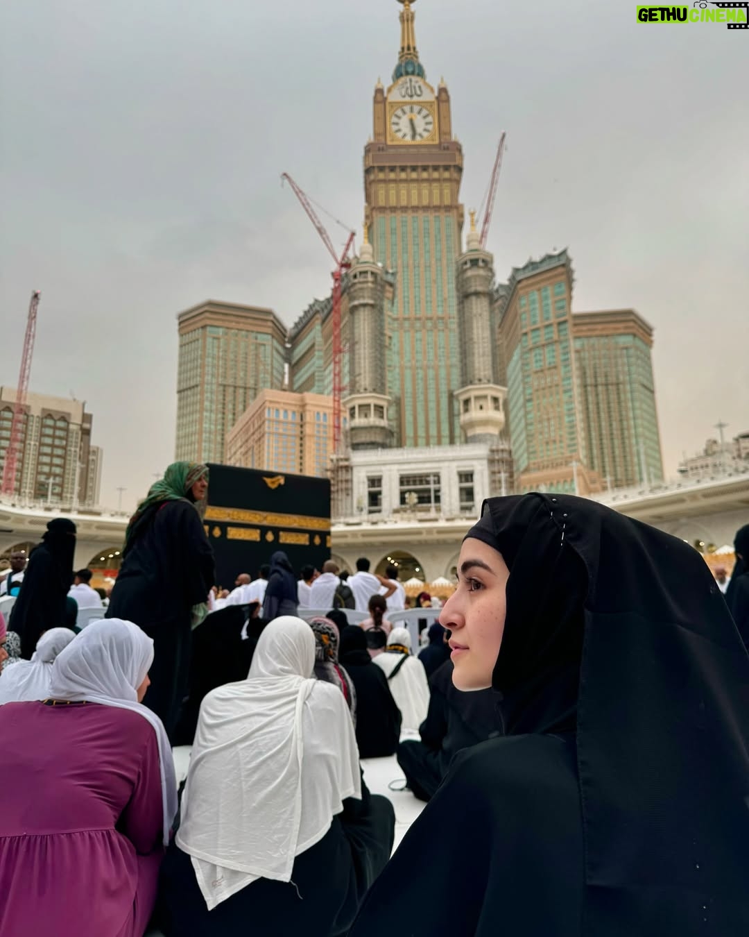 Meerub Ali - 163.4K Likes - Jummah Mubarak. 🤍🤲🏻