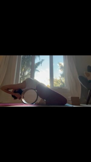 Meesha Shafi Instagram - 🫀opener

#yogainspiration