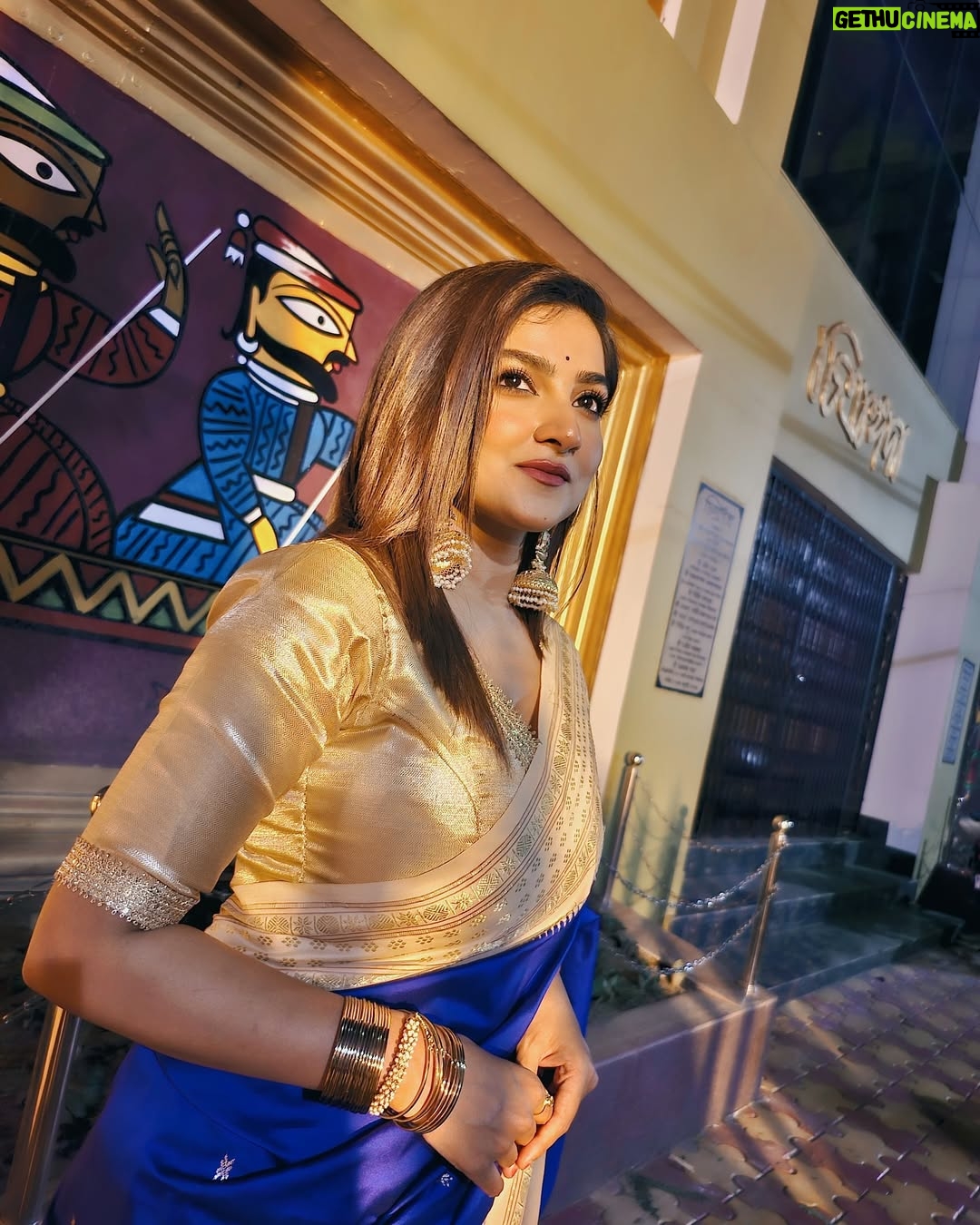 Megha Daw - 9.3K Likes - 🖤
.
.
📸 @saikatdutta__official 😃
.
.
#fyp #meghadaw