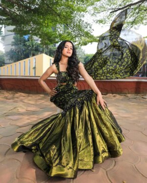 Megha Ray Instagram - From the cover shoot for Odisha's Kadambini Magazine, February edition. 

କାଦମ୍ବିନୀ ମାଗାଜିନ୍ କଭର୍ ଫଟୋଷୁଟ, ଫେବୃଆରି ସଂଖ୍ୟା।

Wearing: @shephaleeofficial
Founder, Designer: @dr.itiranisamanta
Junior Designer & Stylist: @bandana_33 
Photography: @rathmanas
PR: @kedarprusty 

#covershoot #shephaleedesignerhouse #kadambinimagazine #shephalee