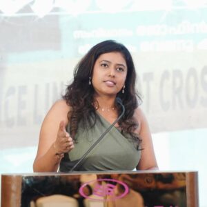 Megha Thomas Instagram - 50 successful days of Rekhachitram 🥂
And still counting. ❤️

Warmest hugs and love to my whole team. Thank you @jofin_t_chacko @asifali @manojkjayan @anaswara.rajan @zarinshihab @_unnilalu @bhama.arun @ramu_sunil @appu.prabhakar @mujeeb.majeed @sumesh_k_sureshan @asifkolakkadan