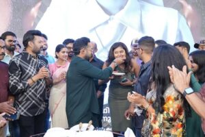 Megha Thomas Instagram - A sugar rush year - 2025🥂
50 days success celebration of Rekhachitram ❤️

@asifali 🍰

#grateful