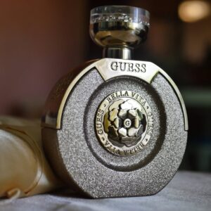 Meghana Kaushik Instagram - A luxurious fragrance that stays with you 🖤✨️🖤 
.
.
Alluring, Confident, Timeless, Elegant....Bella Vita Paradiso is a fragrance that no man will ever forget ladies . 🖤✨️🖤 
I love the sweet musky notes, perfect to Make a statement this holiday season 😘
.
.
@guess @beautyconcepts_india 
#bellavitaparadiso #guessfragrance #loveguess 
.
.
.
.
.
.
.

#collab #luxury #fragrance #perfume #meghanakaushik #luxurylifestyle #holidayshopping #holidaymood #holidaygifts #elegant #confident #makeastatement #wearyourownstyle #divine #classy