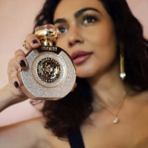 Meghana Kaushik Instagram - A luxurious fragrance that stays with you 🖤✨️🖤 
.
.
Alluring, Confident, Timeless, Elegant....Bella Vita Paradiso is a fragrance that no man will ever forget ladies . 🖤✨️🖤 
I love the sweet musky notes, perfect to Make a statement this holiday season 😘
.
.
@guess @beautyconcepts_india 
#bellavitaparadiso #guessfragrance #loveguess 
.
.
.
.
.
.
.

#collab #luxury #fragrance #perfume #meghanakaushik #luxurylifestyle #holidayshopping #holidaymood #holidaygifts #elegant #confident #makeastatement #wearyourownstyle #divine #classy