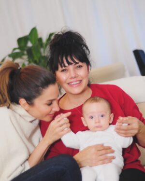 Mehtap Bayri Instagram - Bazı insanlar vardır hayatınızda , her zaman sizin için ordadır …işte bunu bilmek o güveni hissetmektir dostluk🥹🫶ne mutlu bize biliyorum sen her zaman ordasın seni çok ama çoook seviyorum güzel kalplim❤️kalbindeki merhamet duygun , gözlerindeki ışıltın , bizlere verdiğin o eşsiz enerjinle hep ama hep hayatımda oldun ve hep de olacaksın biliyorum seni çoook seviyorum canımmm nice anılarımıza nice yıllarımıza 🥂@mehtapbayri 🙏❤️ #happybirthday 🎉🎂