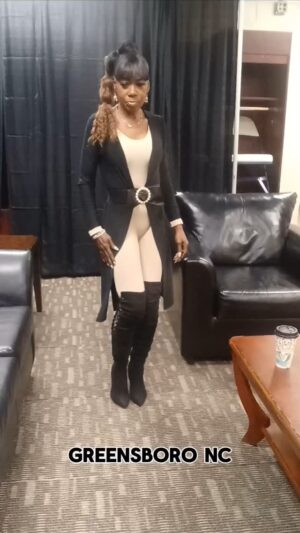 Melanie Comarcho Instagram - GREENSBORO KATT WILLIAMS HEAVEN ON EARTH TOUR #followme❤️ ##funnyshows #mygodisamazing