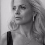 Mena Suvari