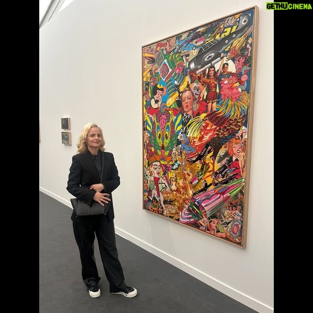 Mena Suvari - 837 Likes - Thank you @friezeofficial for having @orensegal1 and I today for such a beautifully creative fun-filled day ✨It’s always so inspiring to be around such incredible expressions of art and feel the wondrous energy✨🤩✨ #SaturdayScenes #FriezeArtFair #SantaMonica