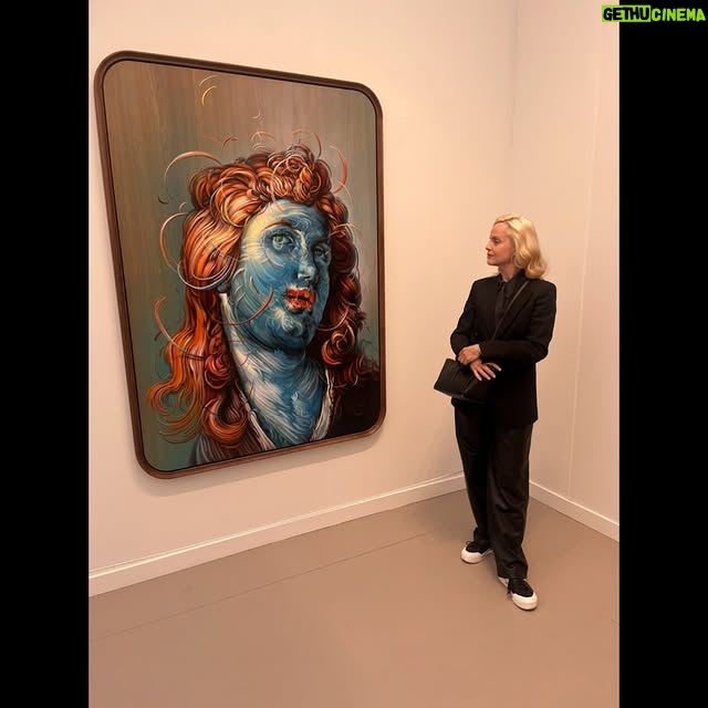 Mena Suvari - 837 Likes - Thank you @friezeofficial for having @orensegal1 and I today for such a beautifully creative fun-filled day ✨It’s always so inspiring to be around such incredible expressions of art and feel the wondrous energy✨🤩✨ #SaturdayScenes #FriezeArtFair #SantaMonica