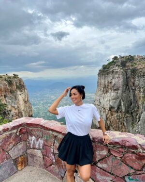 Micaela Reis Instagram - What a beautiful way to end this 24-hour trip to Huila! 
See you soon 🤍