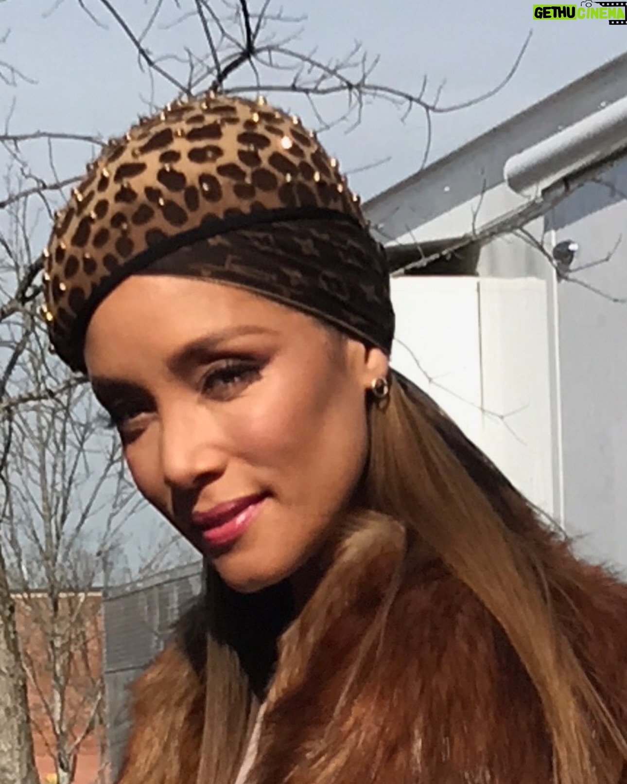 Michael Michele - 658 Likes - Costumes make the Role, help to create the character
~ A flashback
~ @meredith_costumes
